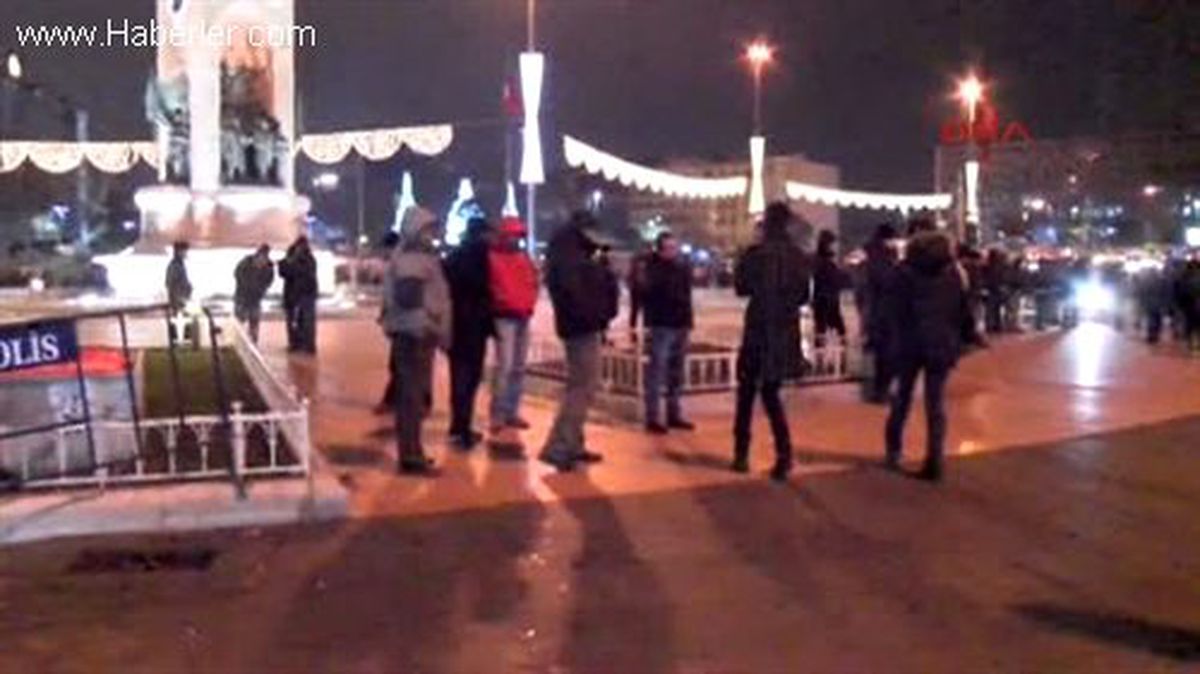 Taksim\'de Yeni Yıl Kutlamaları