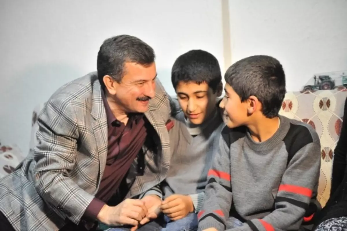 Tatı'dan Çat Kapı Yeni Yıl Ziyareti