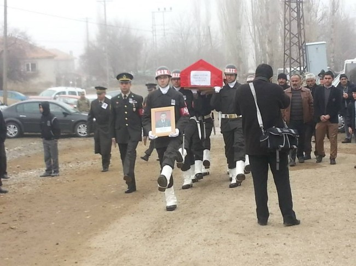 Trafik Kazasında Ölen Astsubay Çavuş Yozgat\'ta Defnedildi