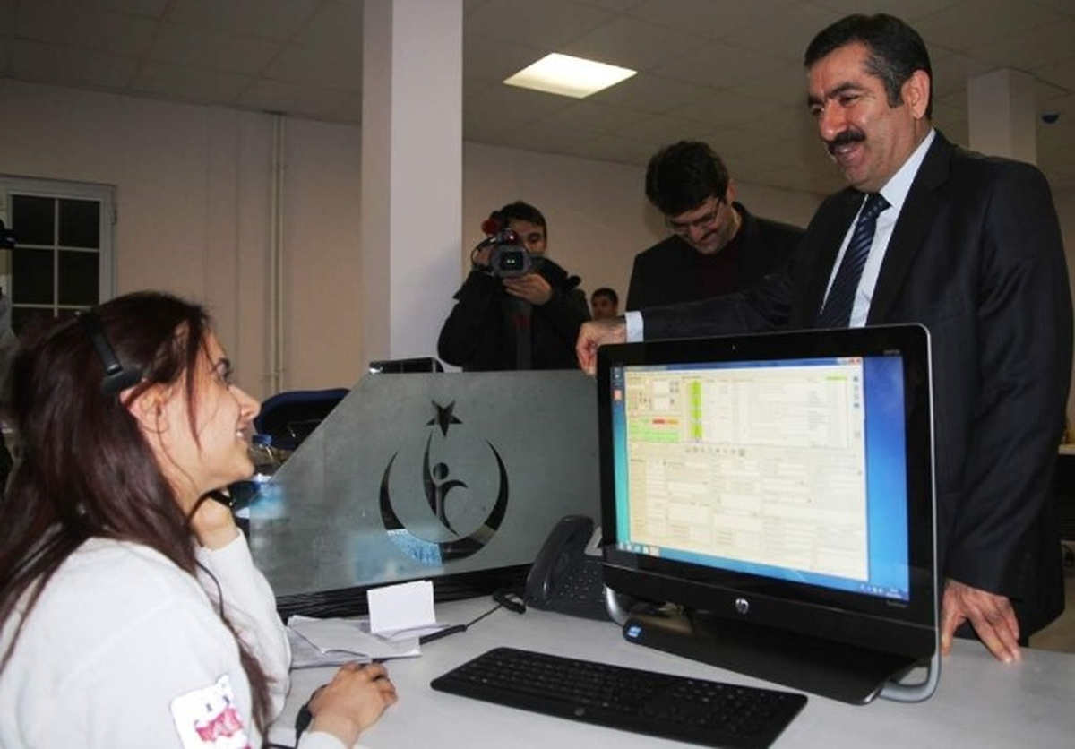 Vali Doğan\'ın Yılbaşı Ziyaretleri