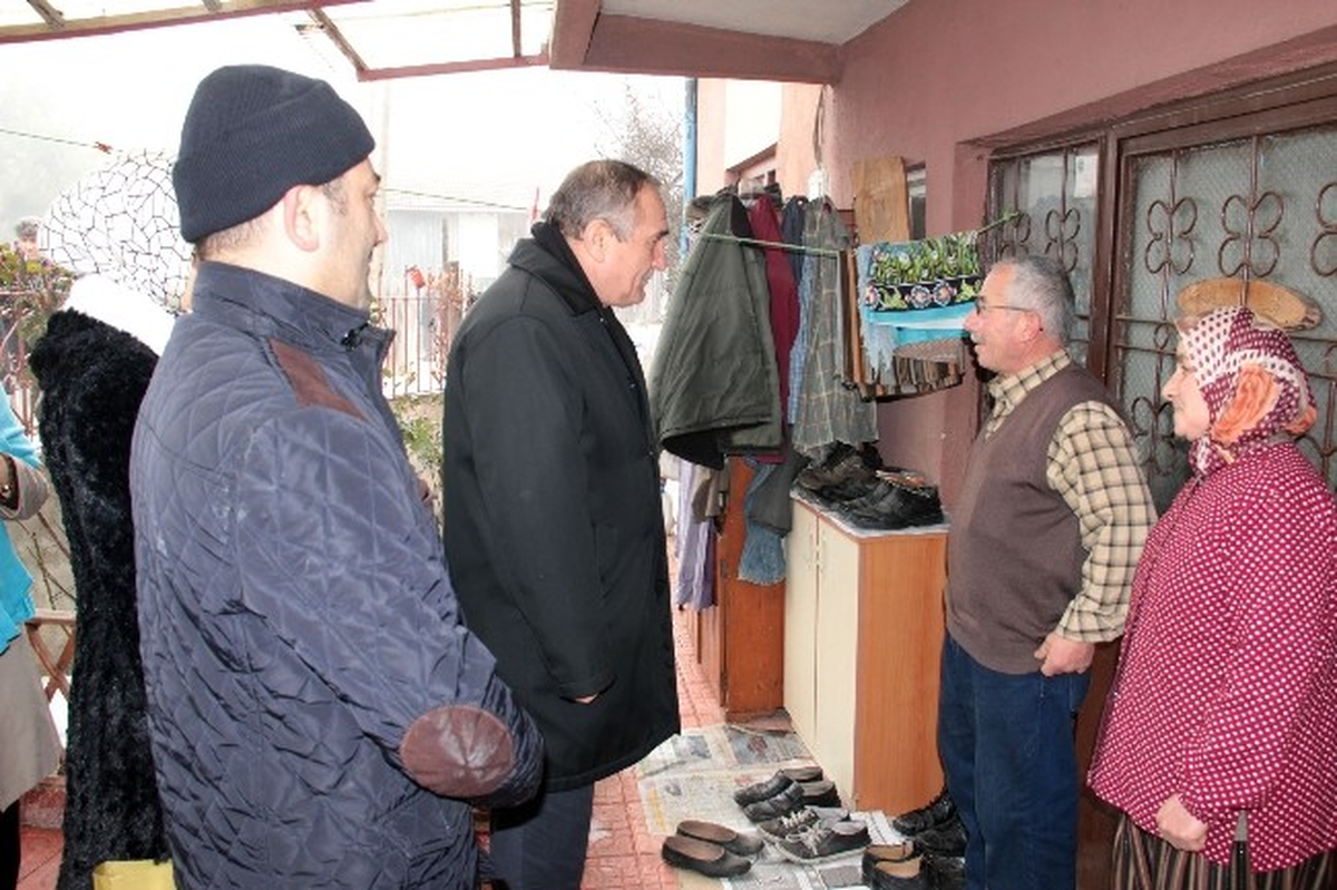 Bolu\'da AK Partililer Kasaplar Mahallesi\'nden Destek İstedi