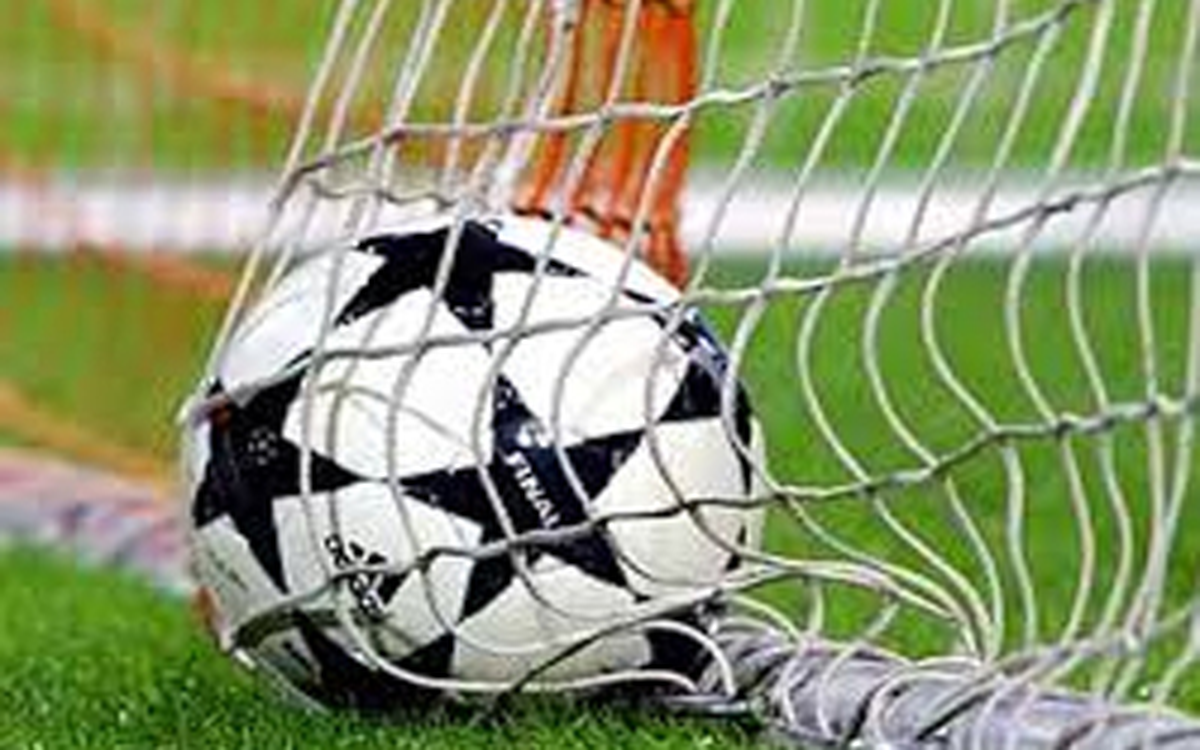 Akçakalespor Liderliğe Yükseldi