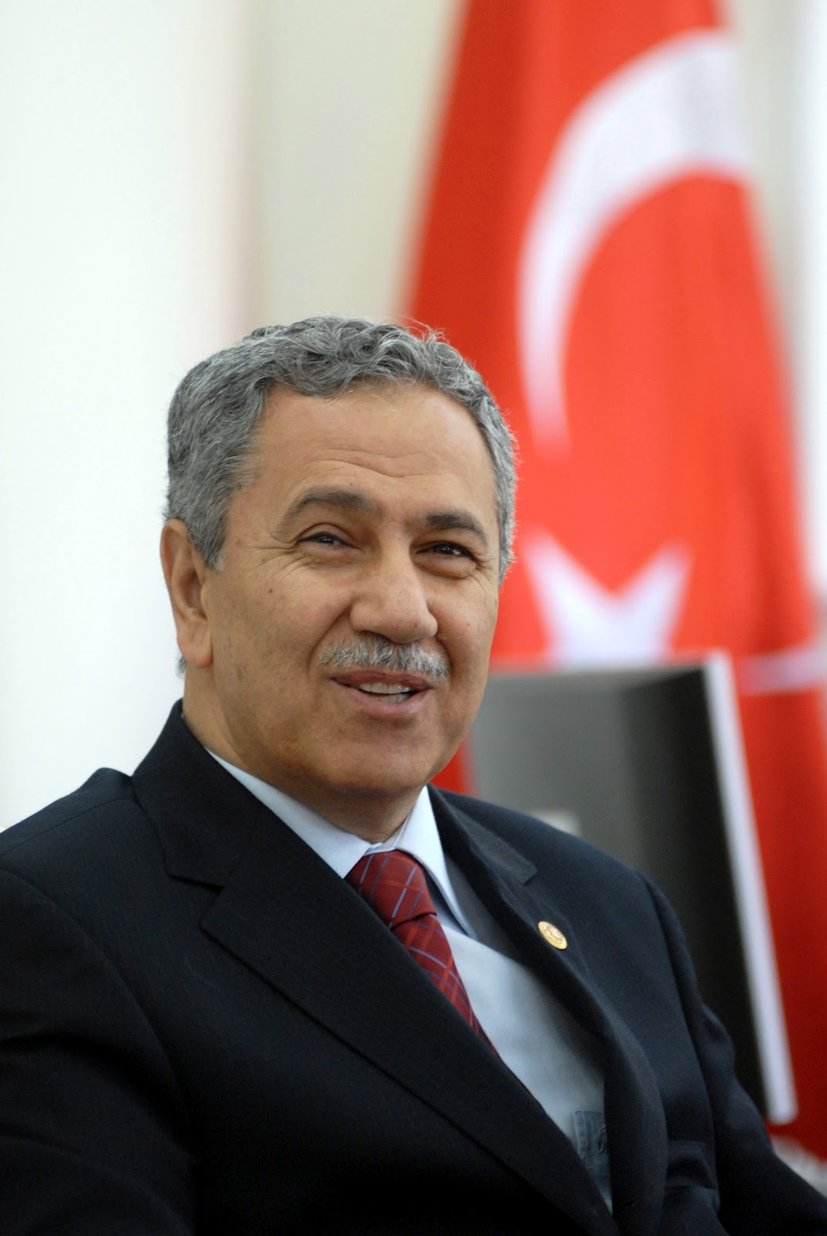 Bülent Arınç, Oramiral Bostanoğlu\'nu Kabul Etti