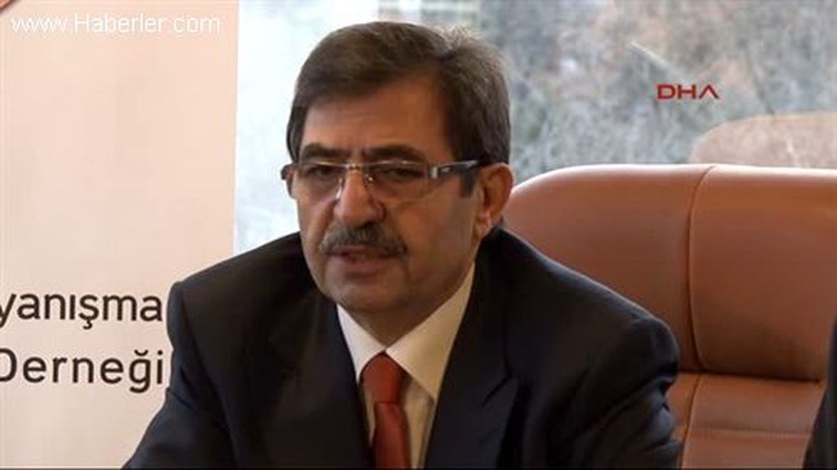 Bakan Güllüce, Yetimlerle Yardımlaşma ve Dayanışma Derneğini Ziyaret Etti