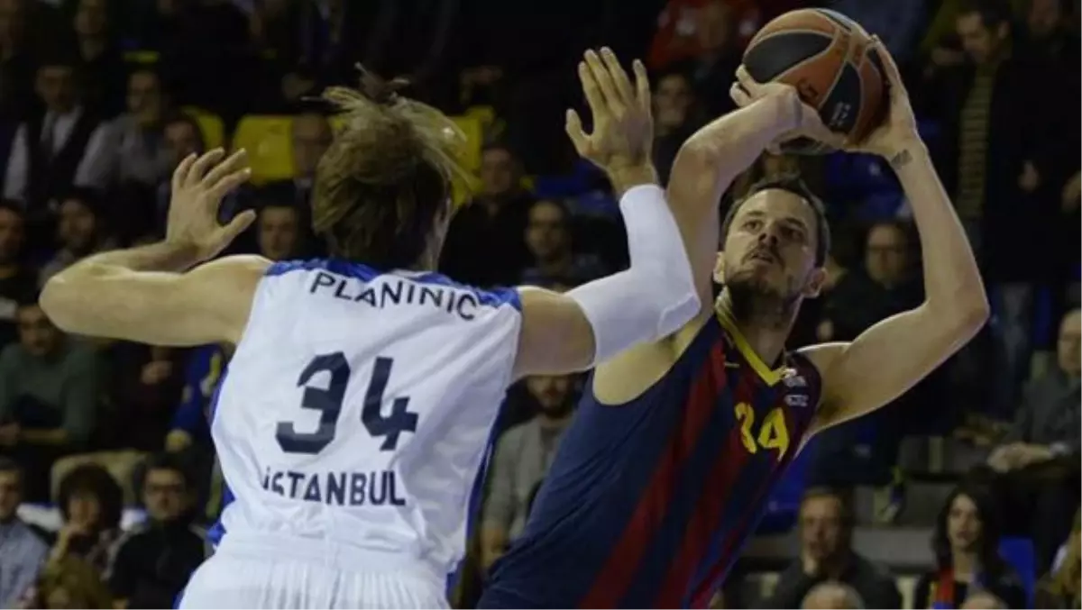 Barcelona: 84 Anadolu Efes: 65