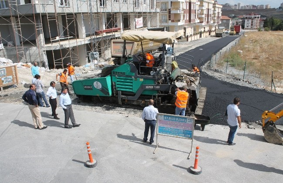 Beylikdüzü\'nde Asfaltsız Cadde ve Sokak Kalmayacak