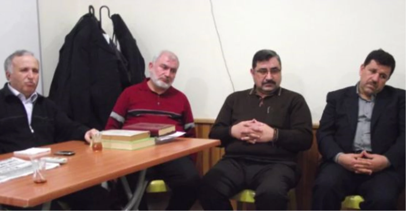 Kahramanmaraş\'ta Din Gönüllüleri Yeni Yıla Dua ile Girdi