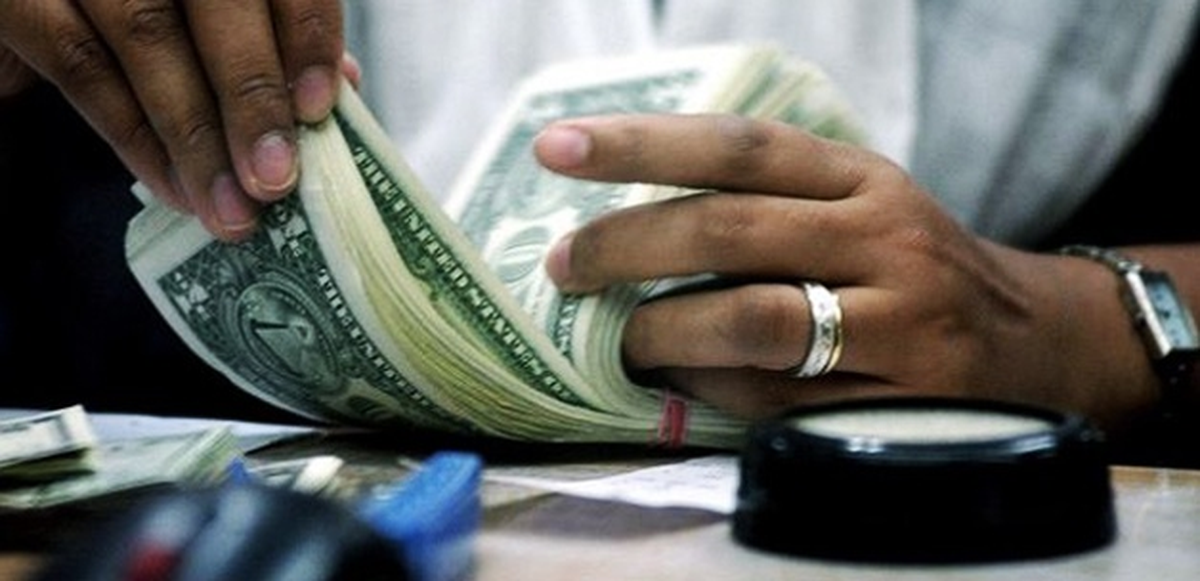 Dolardan Yeni Rekor
