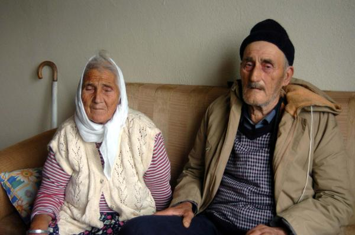 Evi Yanan Çift: Bu Yardımlar Yeter, Artık Göndermeyin