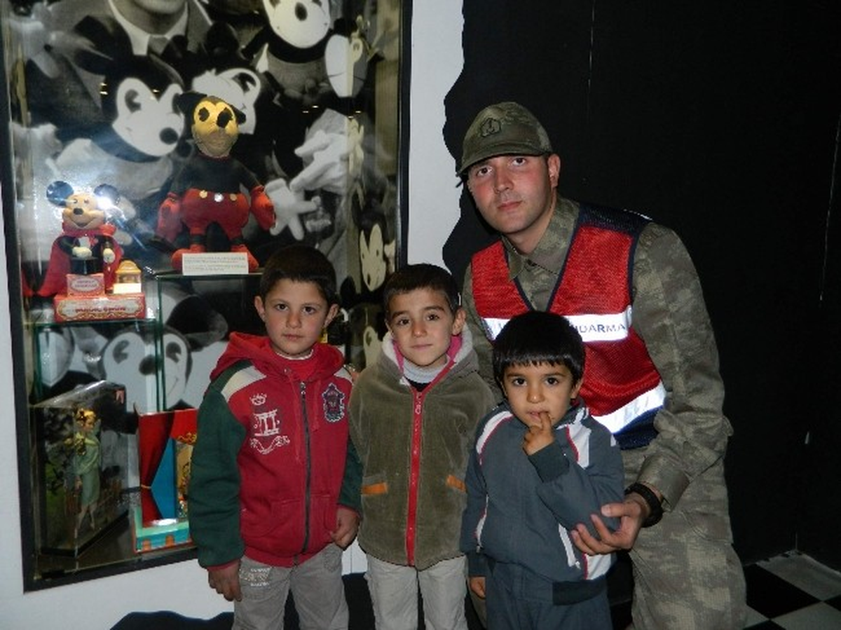 Jandarma Öğrencileri Oyun ve Oyuncak Müzesine Götürdü
