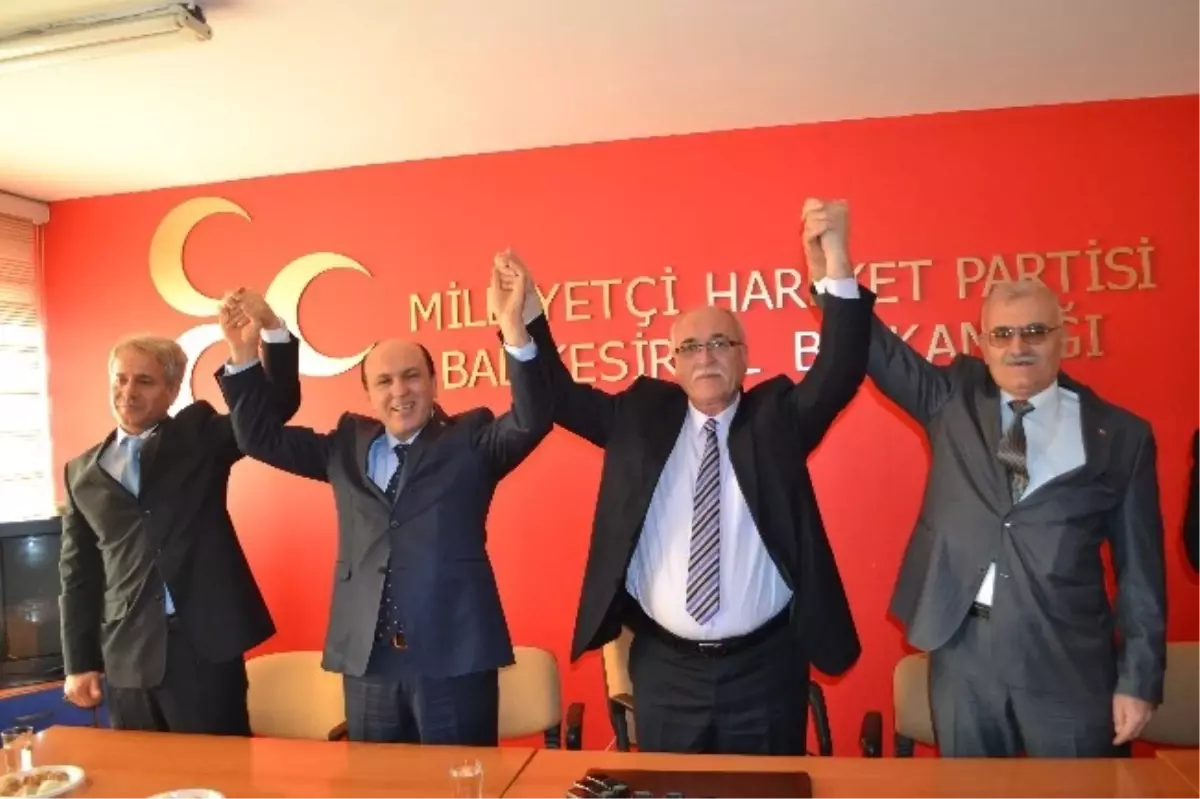 MHP Susurluk ve İvrindi Adaylarını Tanıttı