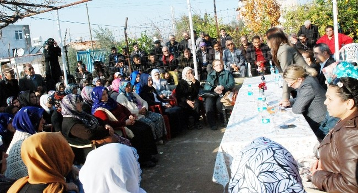 Milletvekili Enç, Aksu\'da Vatandaşlarla Bir Araya Geldi