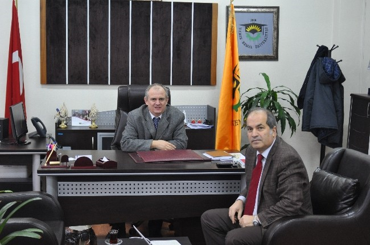 Prof. Dr. Eker, "Çemyo\'nun Çalışmalarınıtakdirtle İzliyoruz"