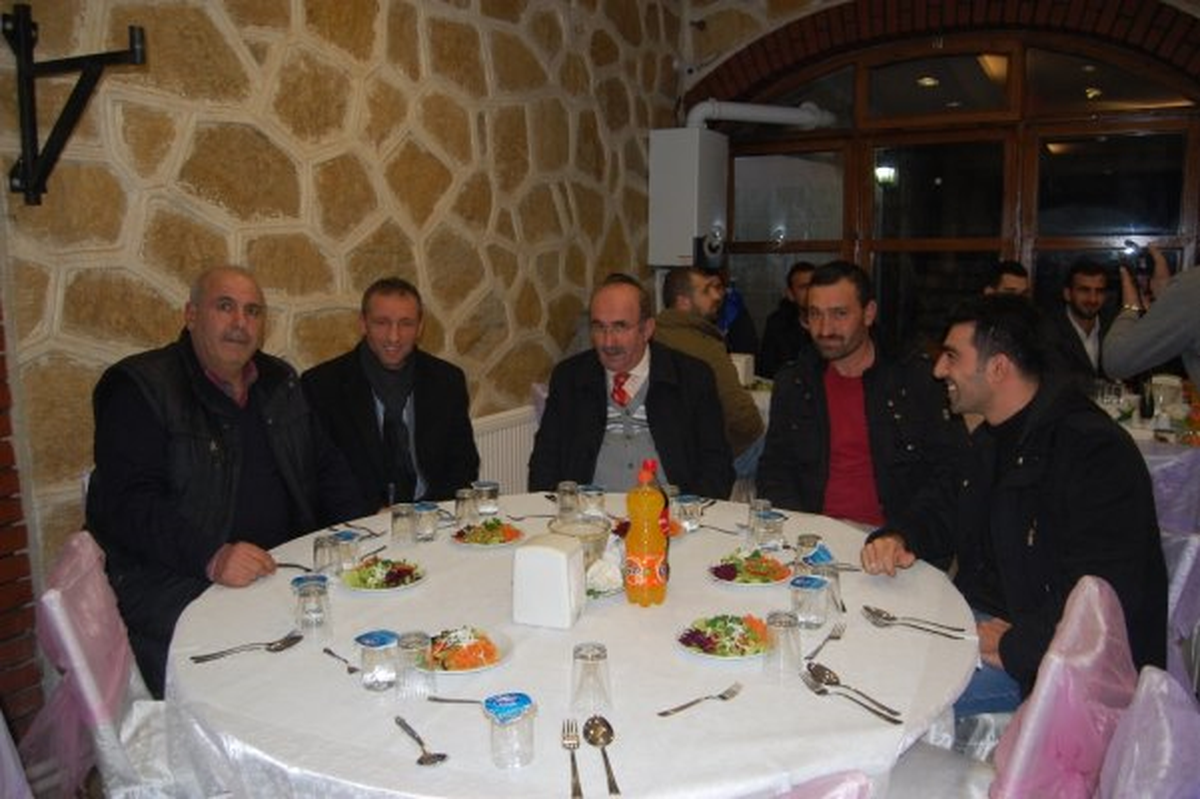 Şeker "AK Parti\'yi Çekemiyorlar"