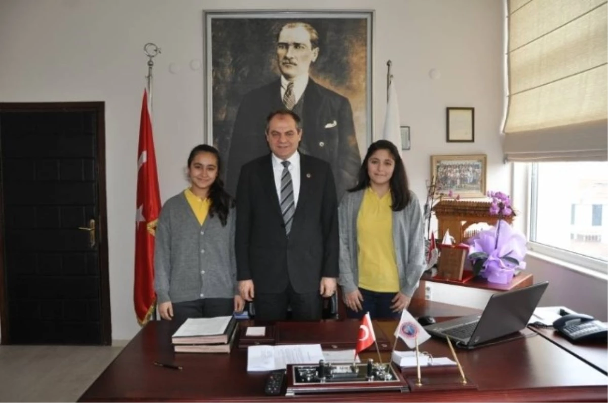 Tekirdağ\' da Öğrenciler Başkan Dalgıç ile Röportaj Yaptı