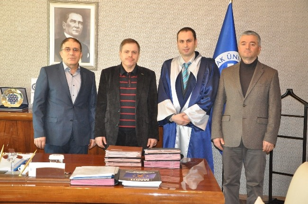 Uşak Üniversitesi İlk Doktora Öğrencisini Mezun Etti
