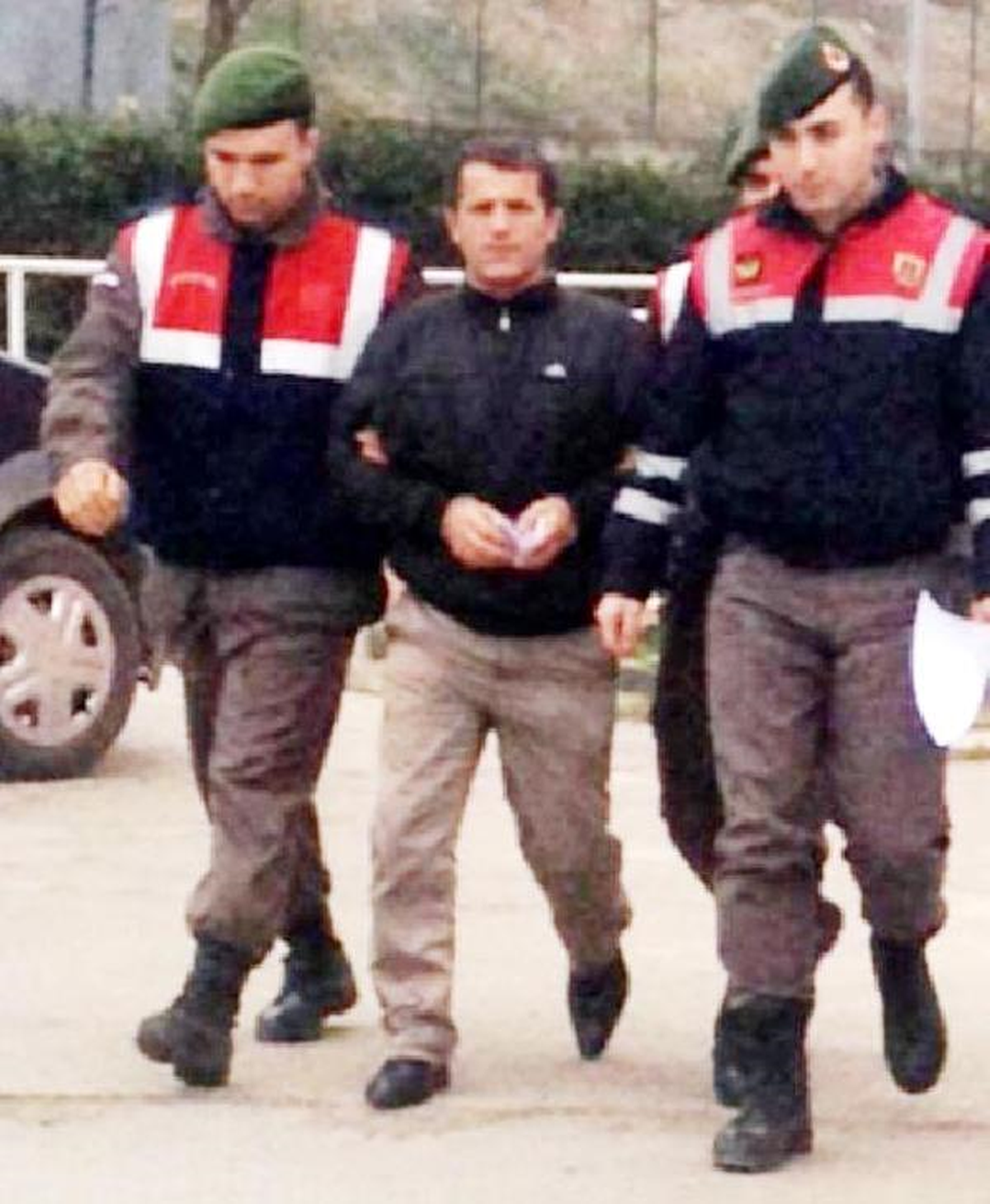 Uyuşturucu Şüphelileri Sigara İzmaritinden Belirlendi