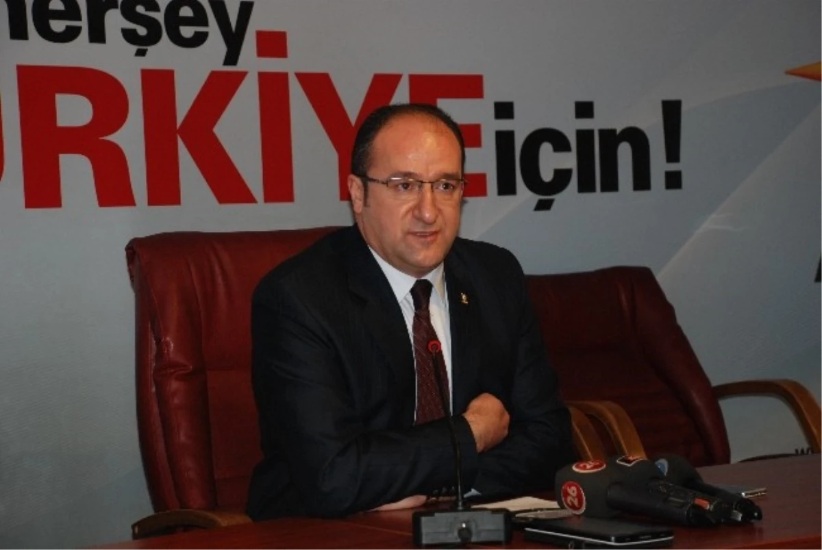 AK Parti Tepebaşı Yeni Yönetimi Tanıtıldı