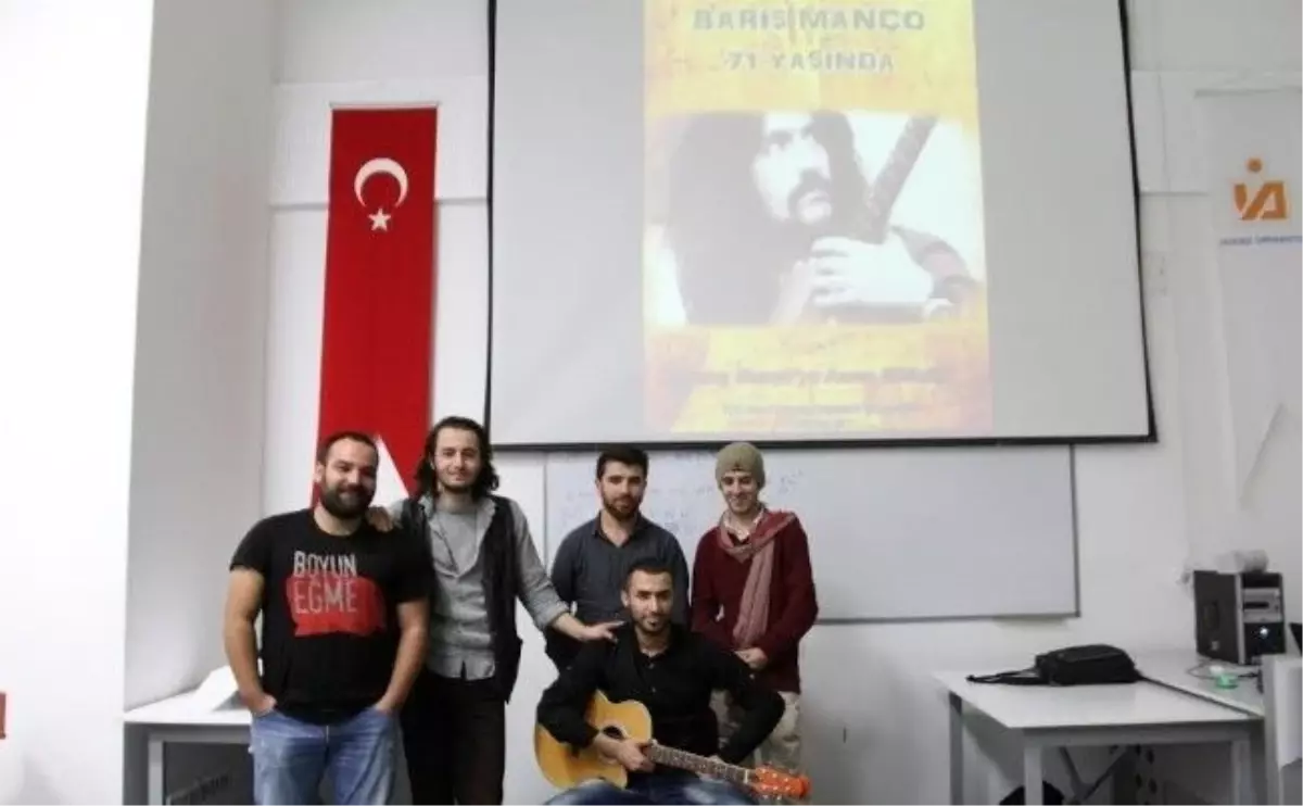 Akdeniz Üniversitesi Öğrencileri Barış Manço\'yu Andı