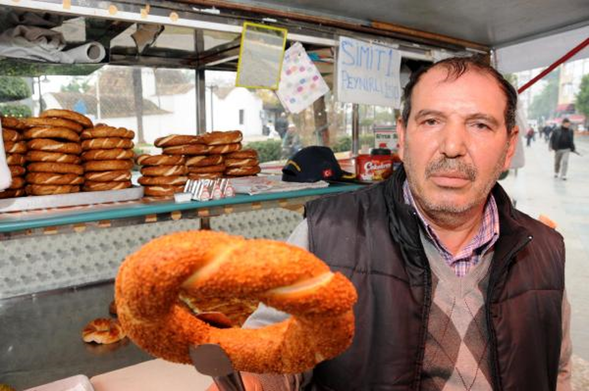 Antalya\'da Ekmek ve Simit Yüzde 25 Zamlandı