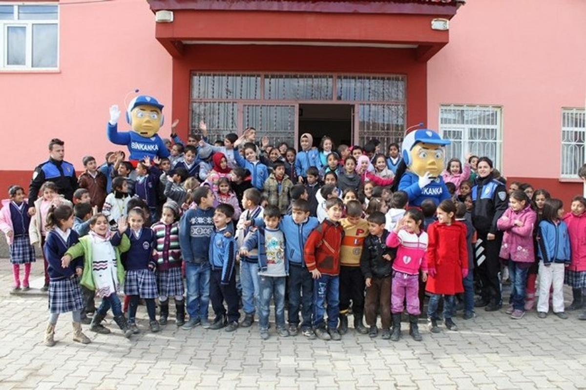 Bingöl Emniyetinden Binkanka Çocuklarla Buluşuyor Projesi
