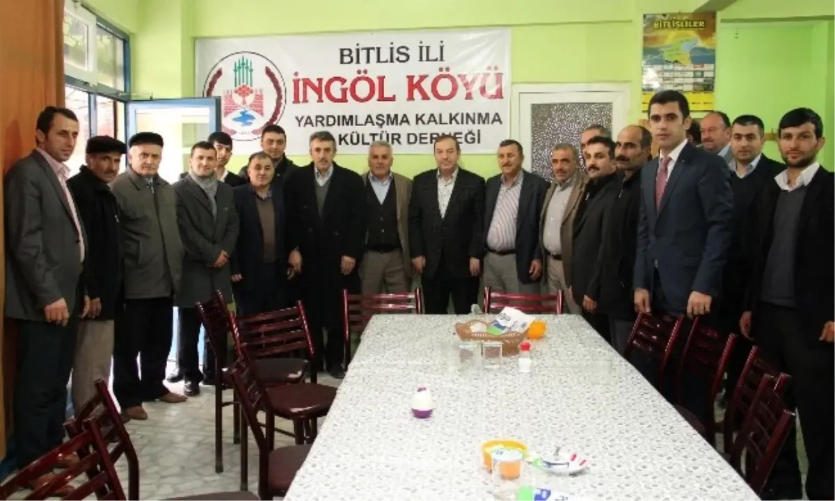 Bitlisli\'lerden Başkan Kadıoğlu\'na Avşor İkramı