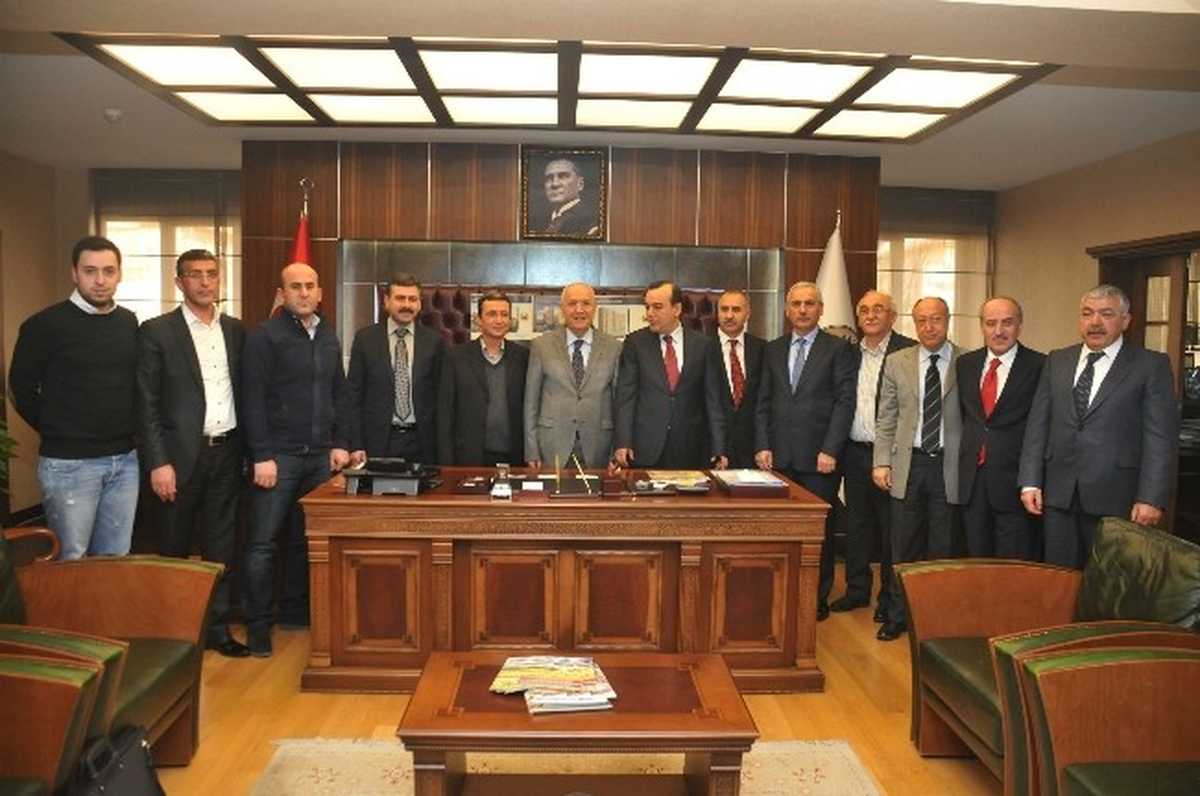 Gümüşhaneliler, Yaşar\'ın Yeni Yılını Kutladı