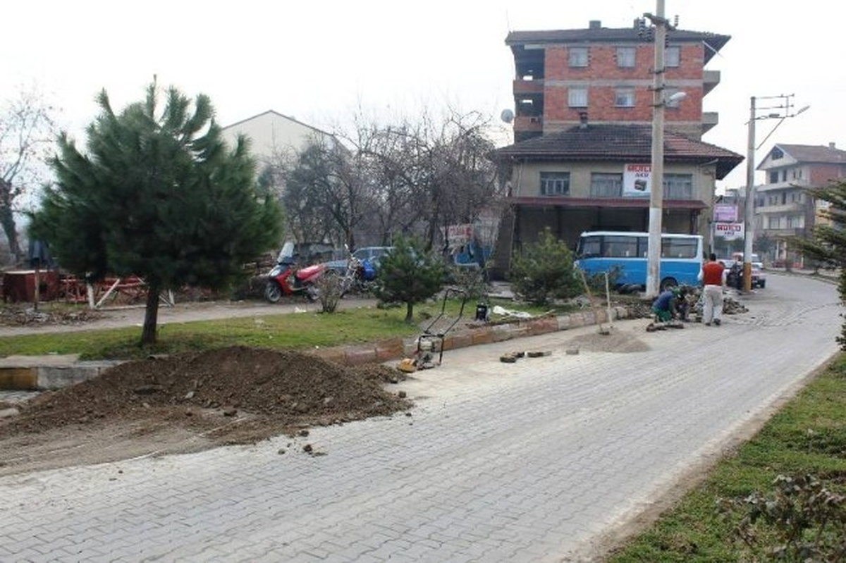 Kozcağız\'da Yol Onarım Çalışmaları Sürüyor