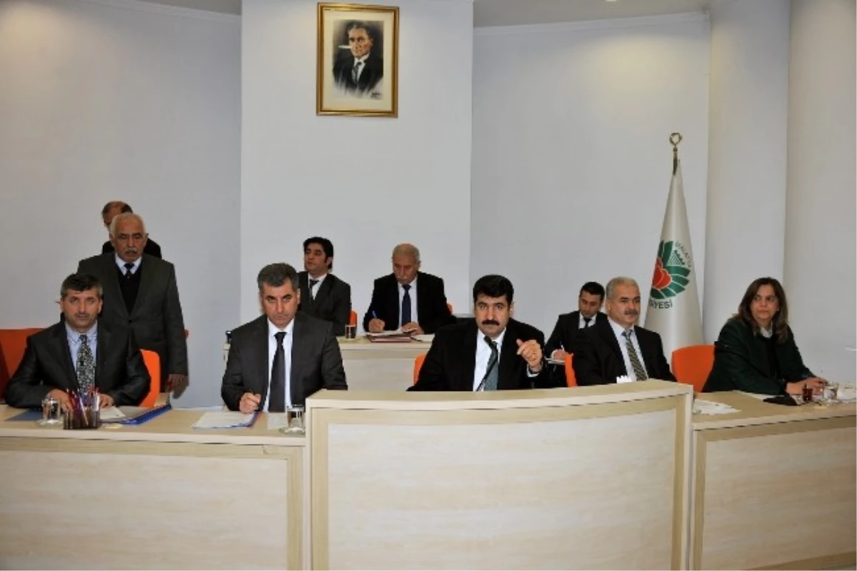 Malatya Belediye Meclisi 2014 Yılının İlk Toplantısını Yaptı