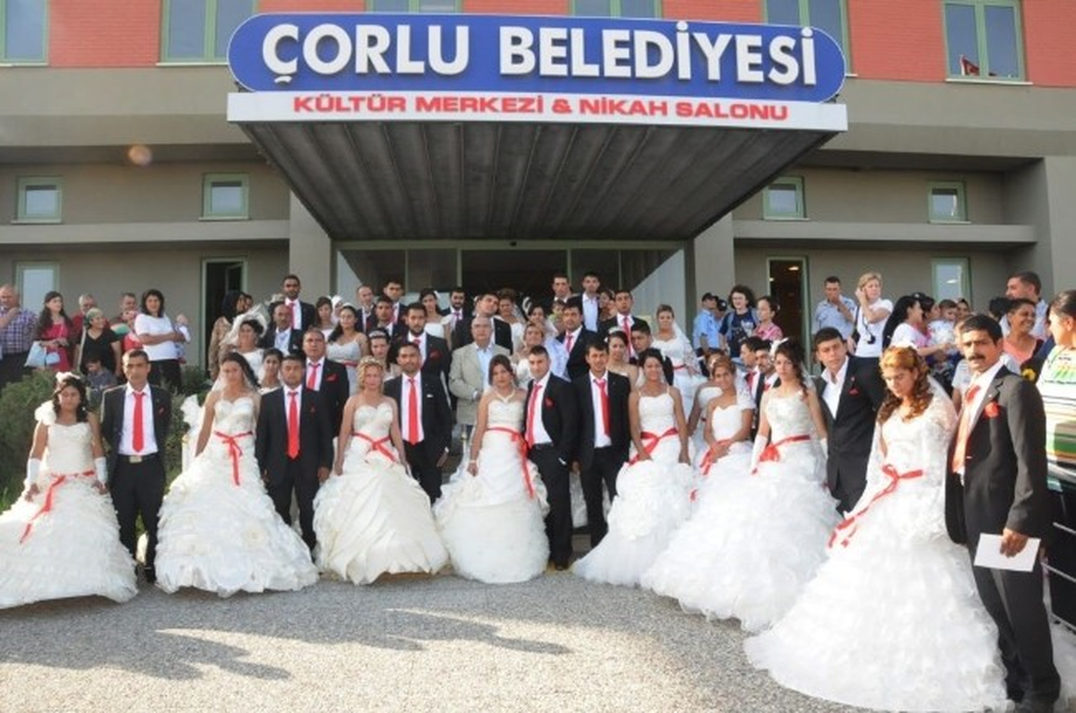 Nikah\'ta Rekor Kırdı