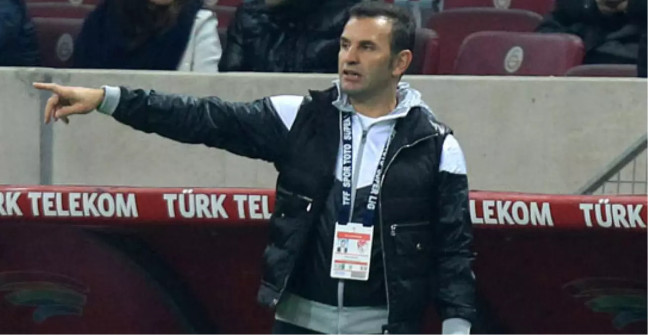 Okan Buruk\'un UEFA Kupası Madalyası Çalındı