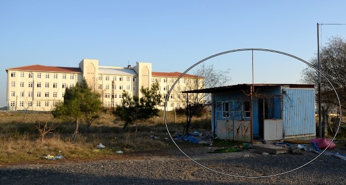 Okullar Bölgesindeki Konteyner Ev Korkutuyor