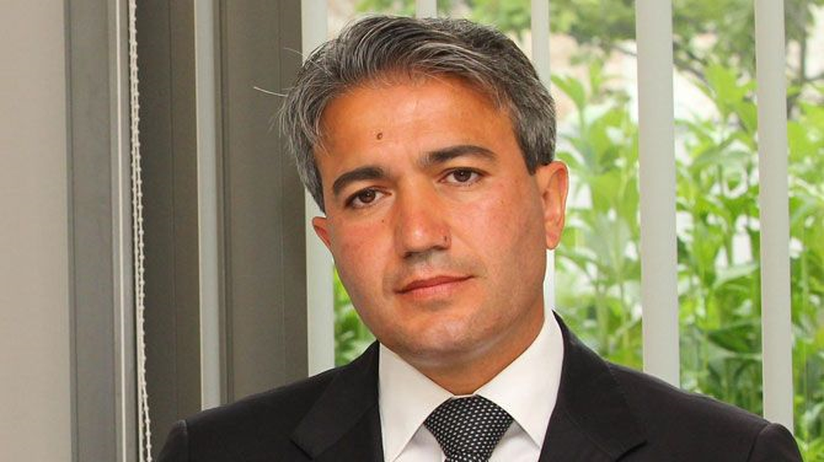 Saint-Josse Belediye Başkanı Emir Kır\'ın Başarı Öyküsü