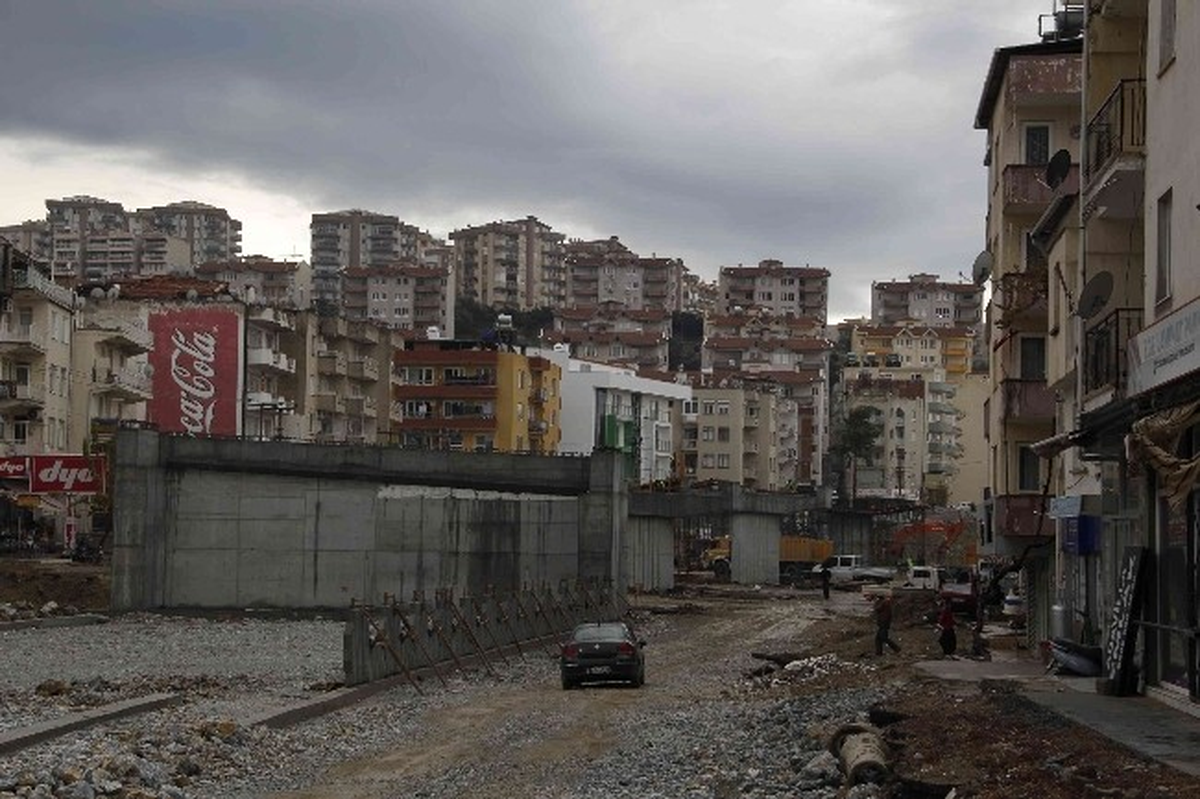 Kuşadası Köprülü Kavşak Çalışmasında Sona Gelindi