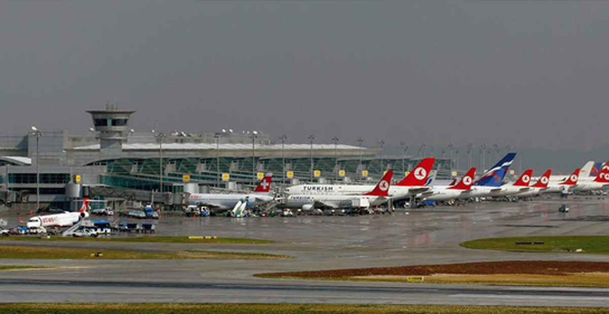 Atatürk Havalimanı\'nda Bomba Paniği