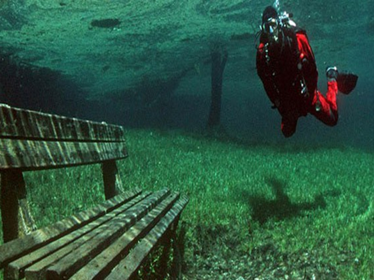 Avusturya'daki Yeşil Göl'ün Sırrı Çözüldü