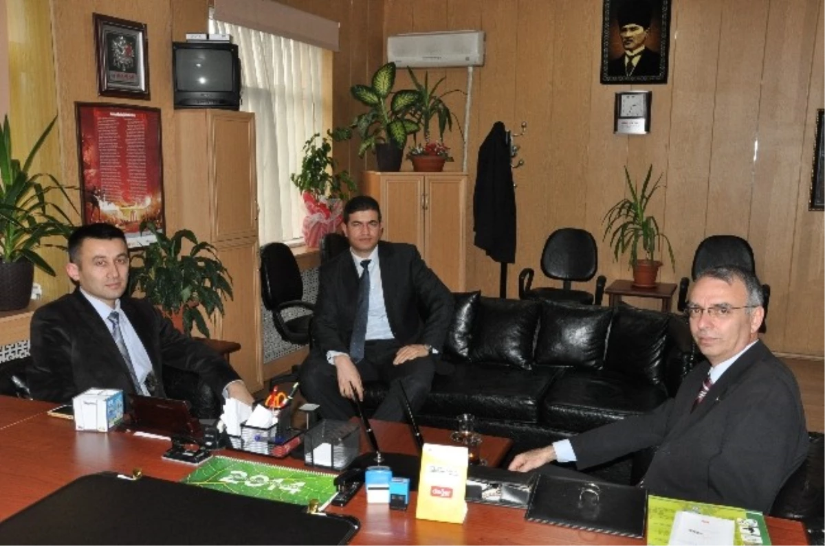 Çimenoğlu\'ndan Okullara Yeni Atanan Müdürlere Ziyaretler