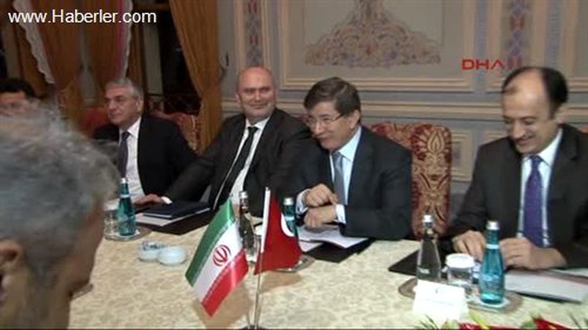 Davutoğlu ile İran Dışişleri Bakanı Zarif Görüşüyor