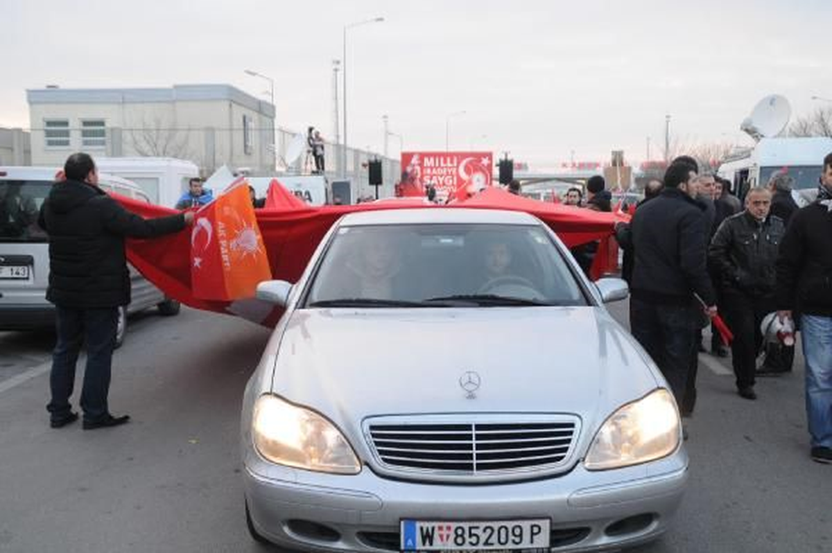 "Milli İradeye Saygı" konvoyu İstanbul\'da (1) -