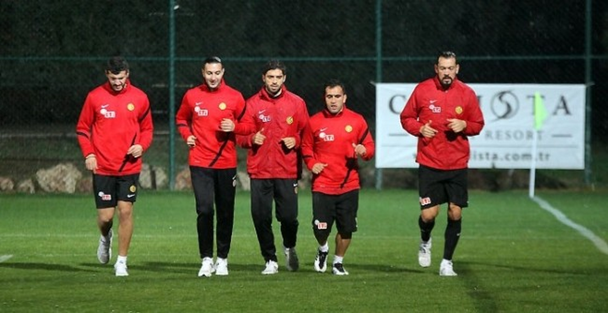 Eskişehirspor\'un Antalya Kampı Başladı