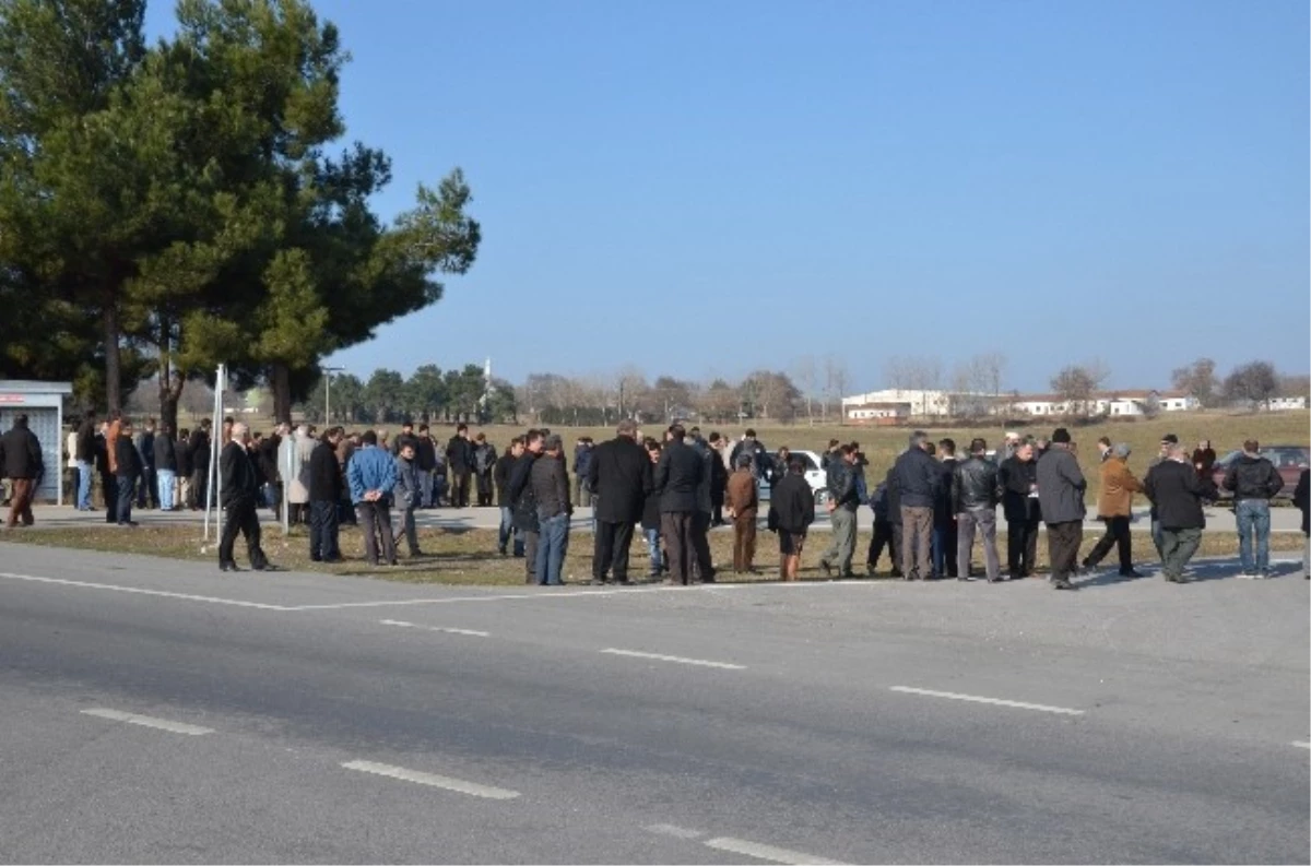 Karaköy Tarım İşletmesi Çalışanları Özelleştirmeyi Protesto Etti