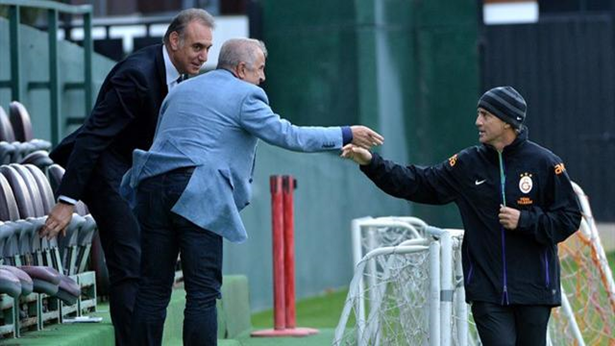 Mancini İstedi, Aysal Bitirdi! Galatasaray Şova Hazırlanıyor!
