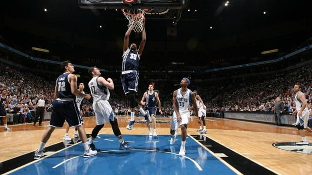 Minnesota Timberwolves - Oklahoma City Thunder 111-115 / Durant Çıldırmış Olmalı