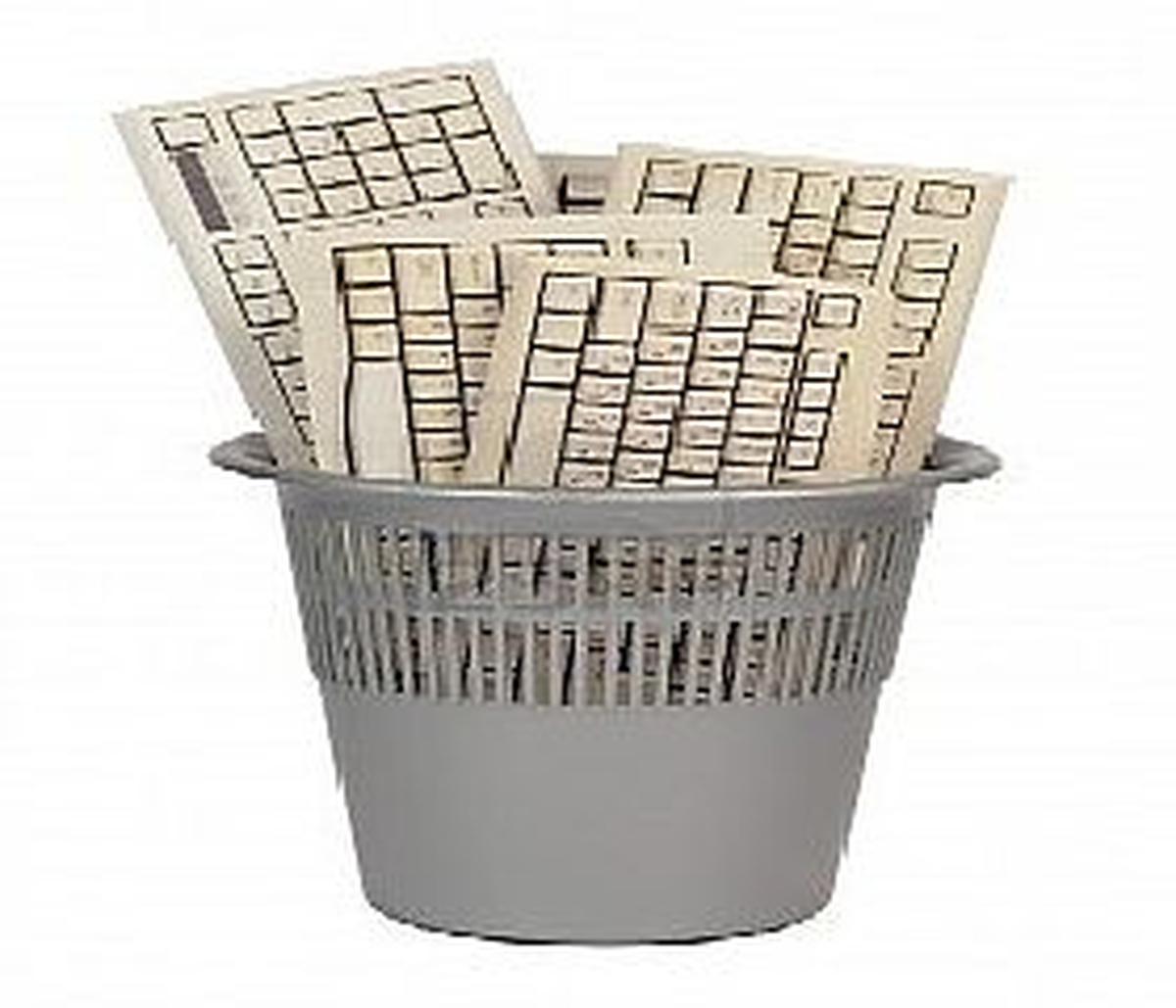 Pc Oyuncuları Klavyeler Çöpe!