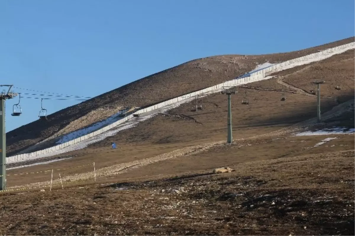 Akdağ\'da Bu Sezon Kayak Yapılamadı