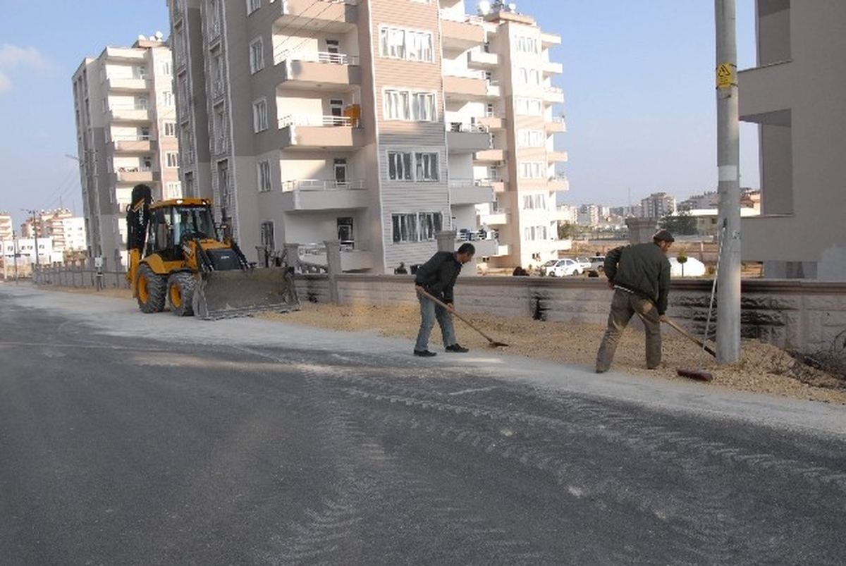 Altınşehir Mahallesinde Kaldırım Çalışması
