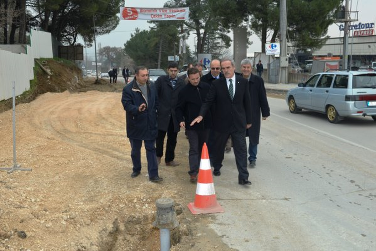 Bademli Yolu Cadde Kimliğine Bürünüyor