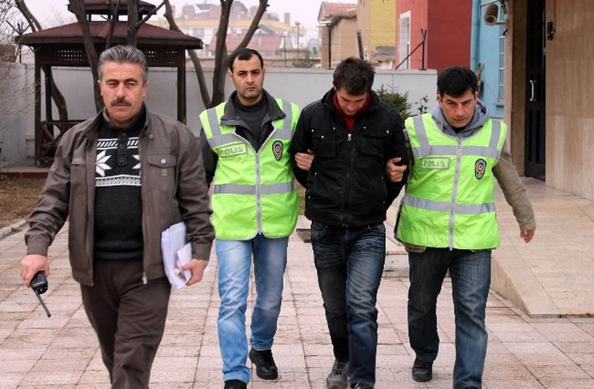 Çatı Arasından Hırsızlık Güvenlik Kamerasında