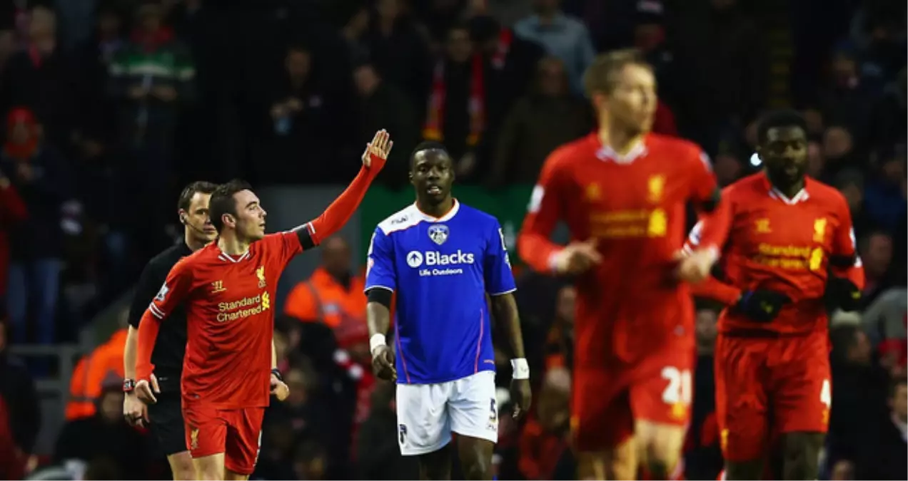 Chelsea ve Liverpool Turladı