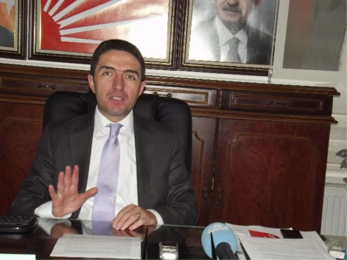CHP\'nin Malatya\'da İlçe Belediye Başkan Adaylarının Değerlendirmesi Sürüyor